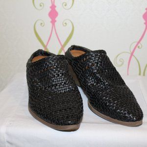 Universal Threads (Target) Slip on Mules